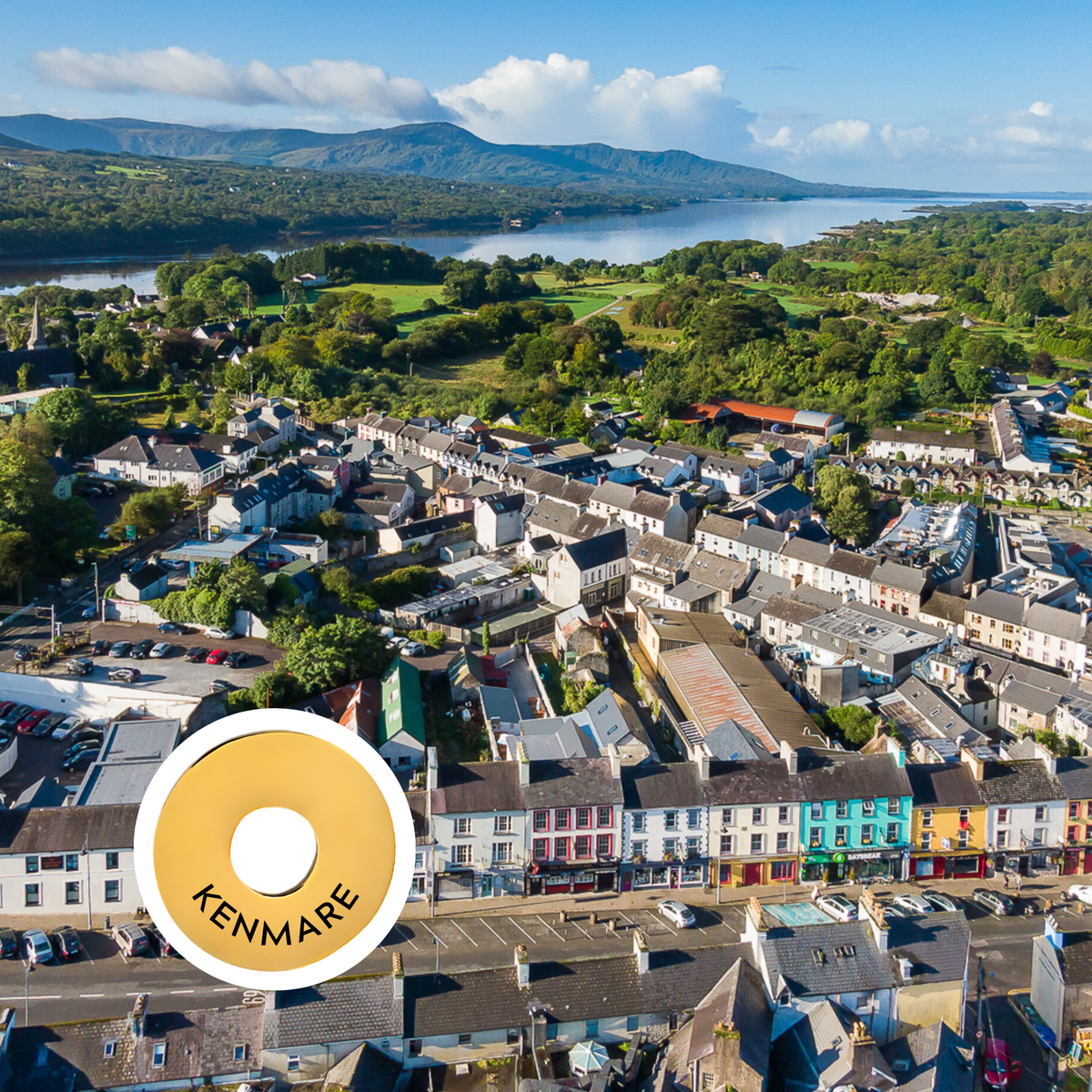 Kenmare engraved city travel ring